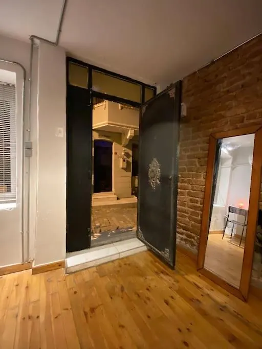 Cozy Flat Near Galata Tower And Metro Station Apartment Istanbul